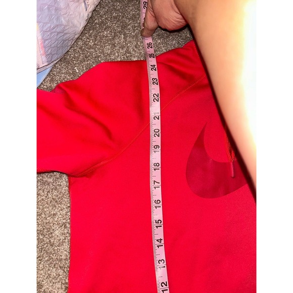 Nike Therma Fit Womens Hoodie Sweatshirt Red Maroon Pullover Long Sleeve L - Picture 3 of 6